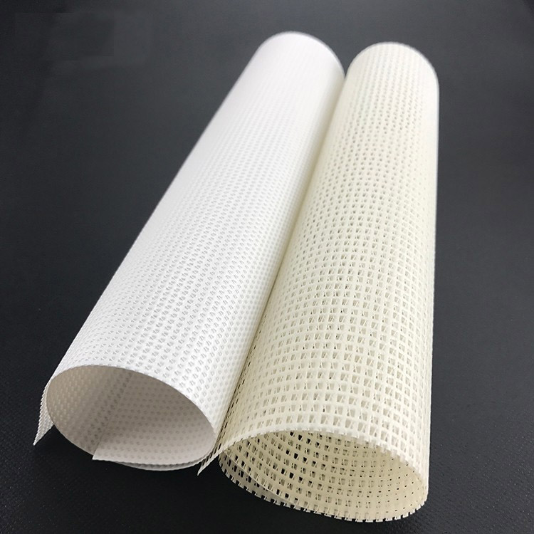 Biểu ngữ lưới in tráng PVC